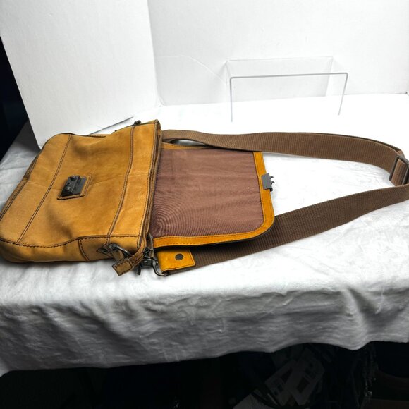 Vtg Fossil Soft Tan Suede Leather Crossbody Messenger Bag Laptop  Adjustable str - Picture 12 of 16